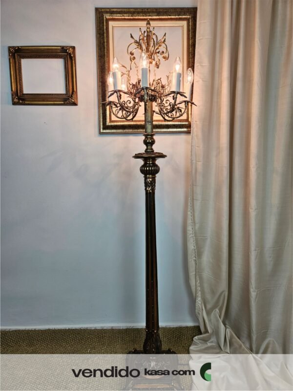 Luminária/Candelabro de Chão Louisi