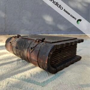 Livro Caixa Esculpido